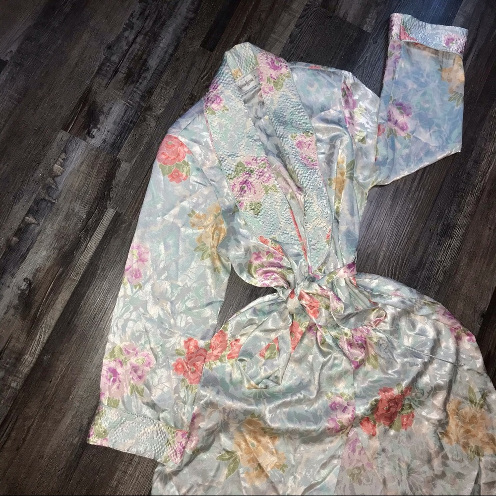 Vtg 80s Neiman Marcus Silk Fairycore/Cottagecore Coquette Lolita Floral Robe - Picture 12 of 14